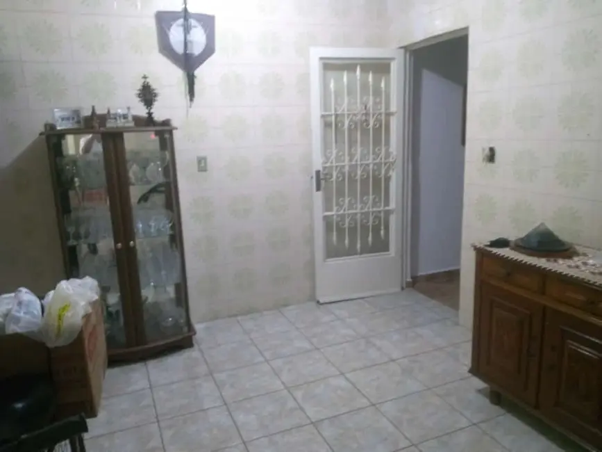 Foto 1 de Casa com 4 quartos à venda, 95m2 em Parque São Domingos, Pindamonhangaba - SP