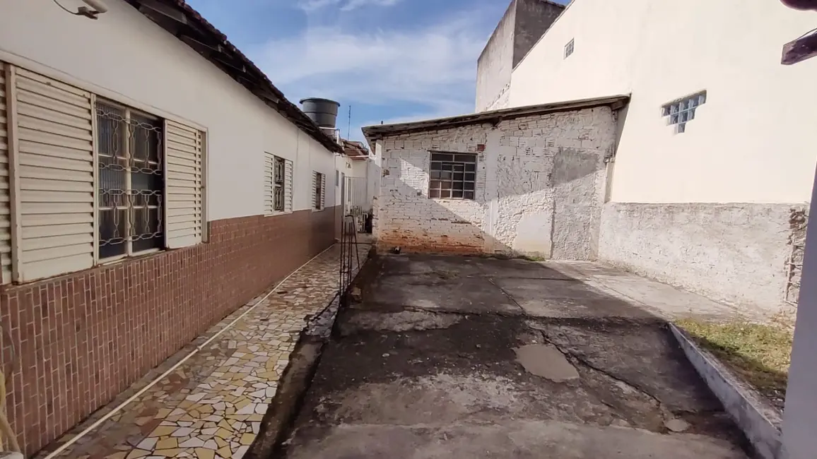 Foto 1 de Casa com 3 quartos à venda, 250m2 em Aparecida - SP