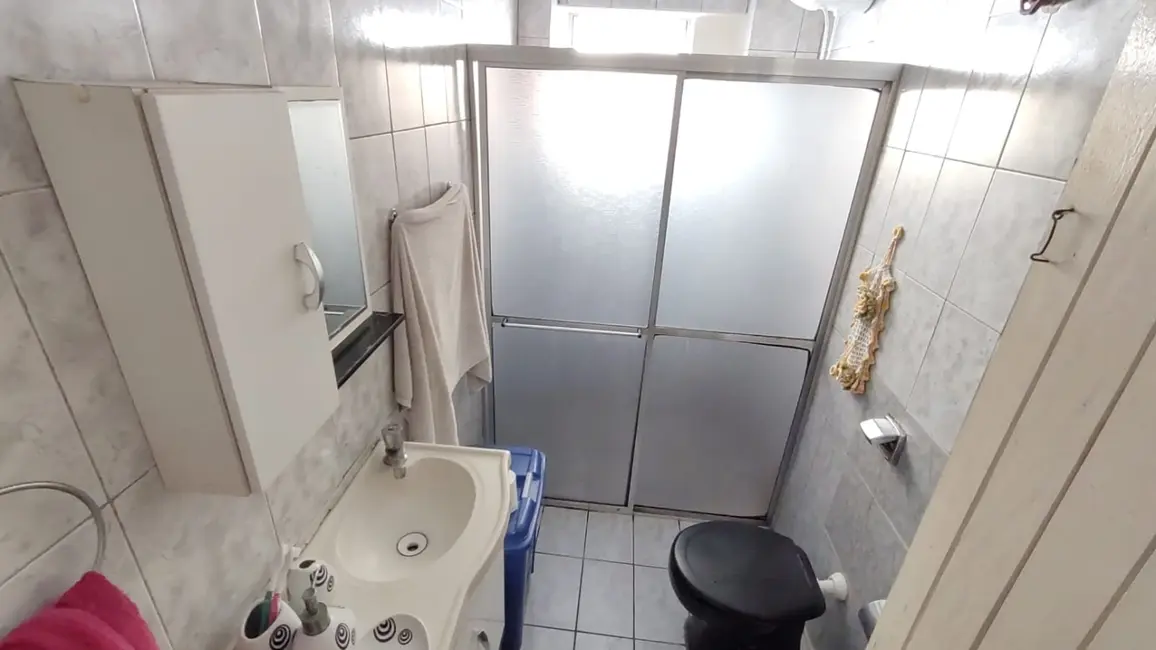 Casa com 3 quartos à venda, 250m2 em Aparecida - SP - imagem 3 Foto 3 de Casa com 3 quartos à venda, 250m2 em Aparecida - SP