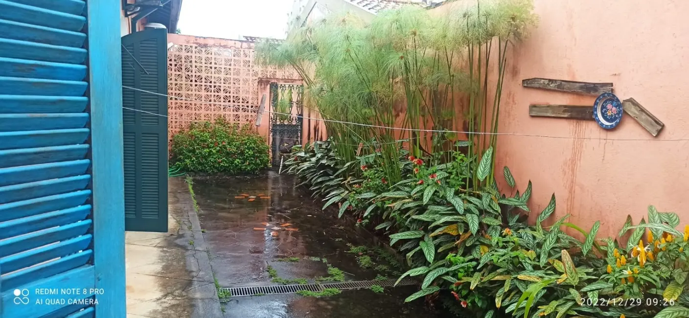 Foto 2 de Casa com 4 quartos à venda, 304m2 em Centro, Taubate - SP