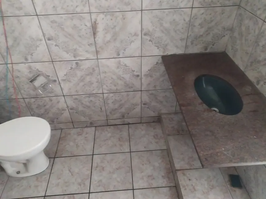 Casa com 2 quartos à venda, 100m2 em Alto São Pedro, Taubate - SP - imagem 5 Foto 5 de Casa com 2 quartos à venda, 100m2 em Alto São Pedro, Taubate - SP
