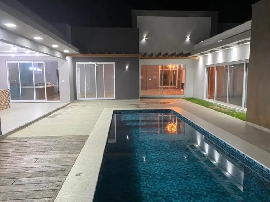 Foto 6 de Casa de Condomínio com 5 quartos à venda, 340m2 em Pindamonhangaba - SP
