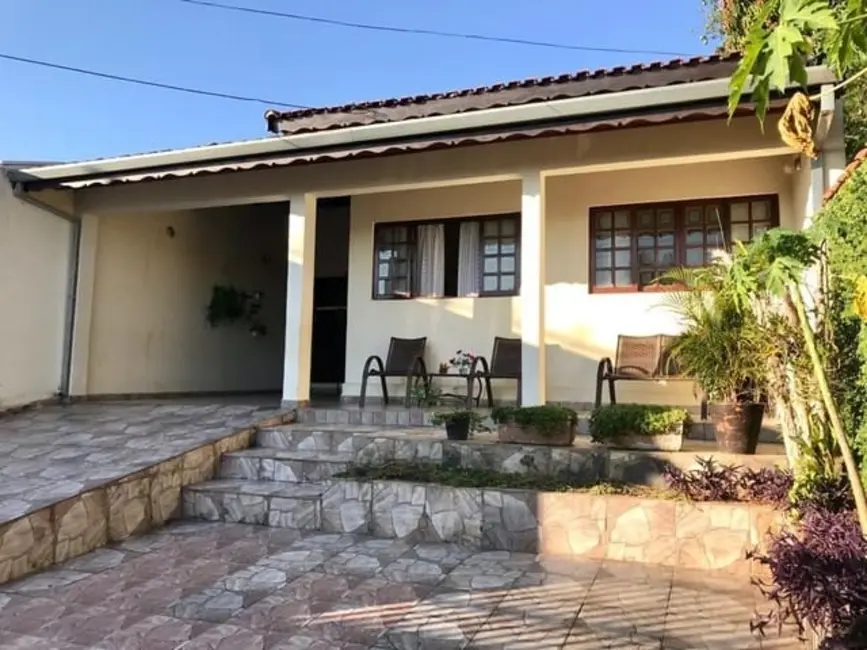 Foto 1 de Casa com 3 quartos à venda, 168m2 em Jardim Bela Vista, Taubate - SP