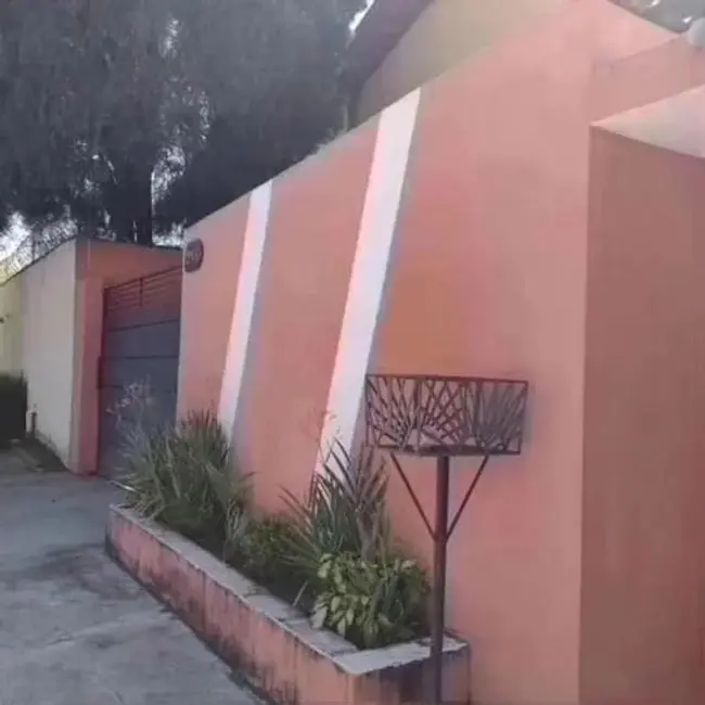Sobrado com 5 quartos à venda e para alugar, 300m2 em Jardim das Nações, Taubate - SP - imagem 7 Foto 7 de Sobrado com 5 quartos à venda e para alugar, 300m2 em Jardim das Nações, Taubate - SP