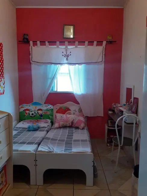 Foto 3 de Casa com 3 quartos à venda, 130m2 em Tremembe - SP