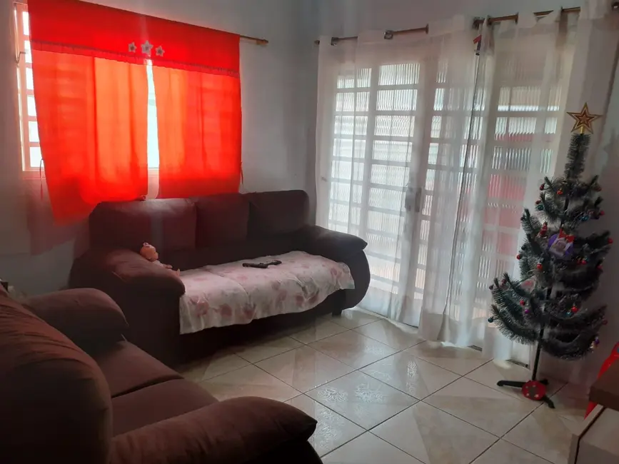 Foto 4 de Casa com 3 quartos à venda, 130m2 em Tremembe - SP