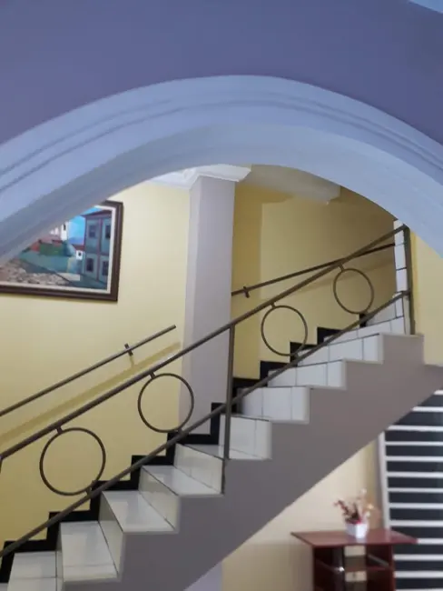 Foto 1 de Sobrado com 3 quartos à venda, 600m2 em Tremembe - SP