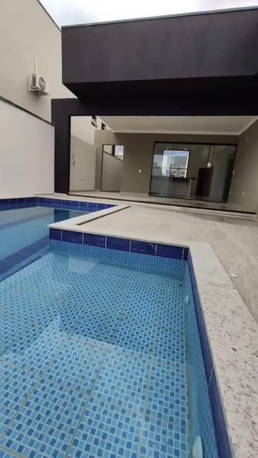 Foto 5 de Casa de Condomínio com 3 quartos à venda, 256m2 em Bairro do Grama, Cacapava - SP