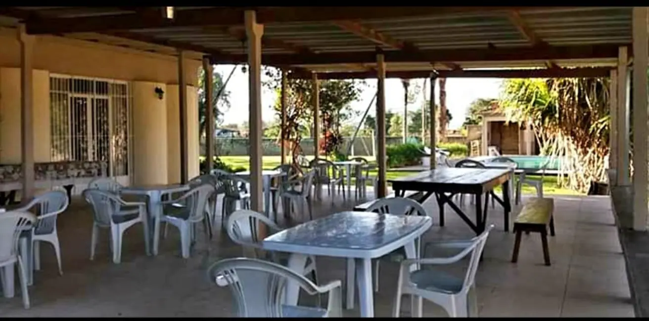 Foto 2 de Casa com 5 quartos à venda e para alugar, 400m2 em Loteamento Residencial Andrade, Pindamonhangaba - SP