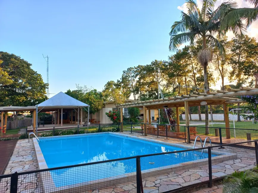 Foto 9 de Casa com 5 quartos à venda e para alugar, 400m2 em Loteamento Residencial Andrade, Pindamonhangaba - SP