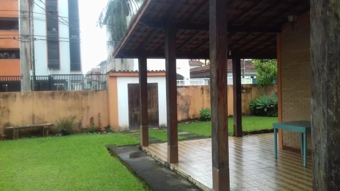 Foto 1 de Casa com 5 quartos à venda, 1000m2 em Ubatuba - SP
