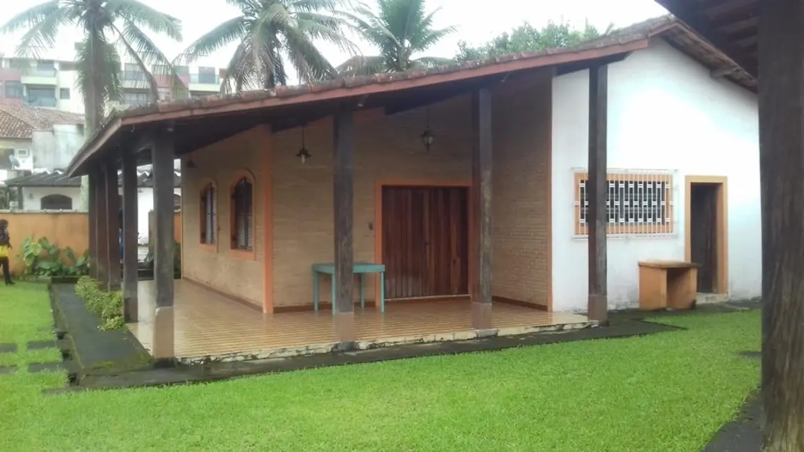 Foto 7 de Casa com 5 quartos à venda, 1000m2 em Ubatuba - SP