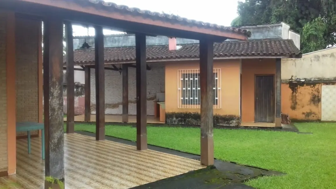 Foto 5 de Casa com 5 quartos à venda, 1000m2 em Ubatuba - SP