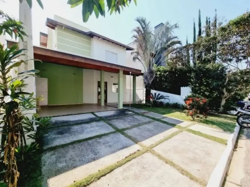 Foto 1 de Casa de Condomínio com 3 quartos à venda, 150m2 em Tremembe - SP