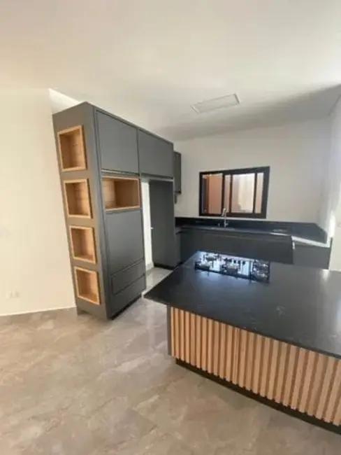 Foto 1 de Casa de Condomínio com 3 quartos à venda, 140m2 em Bandeira Branca, Jacarei - SP