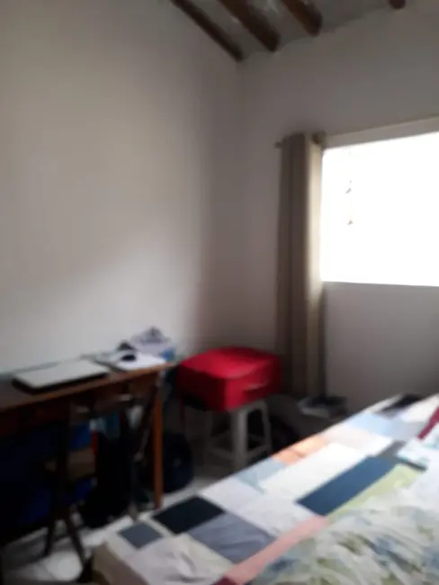 Foto 4 de Casa com 1 quarto à venda, 53m2 em Loteamento Residencial Andrade, Pindamonhangaba - SP