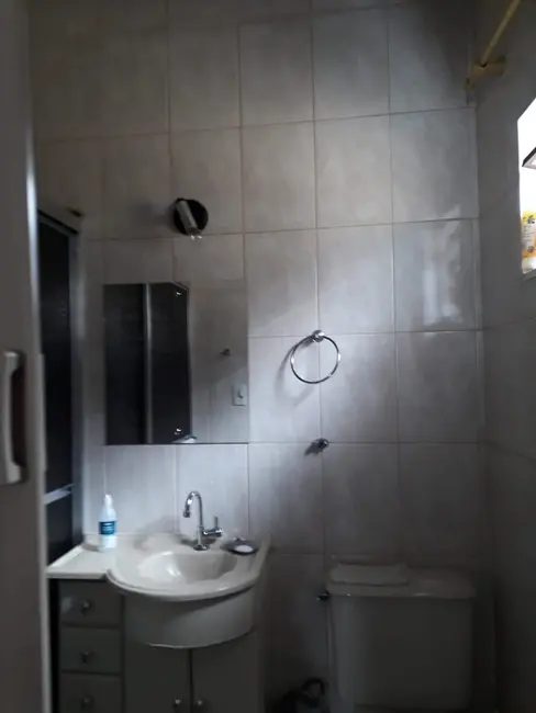 Foto 5 de Casa com 1 quarto à venda, 53m2 em Loteamento Residencial Andrade, Pindamonhangaba - SP