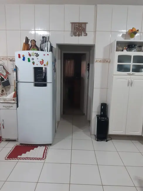 Foto 7 de Casa com 3 quartos à venda, 140m2 em Pindamonhangaba - SP