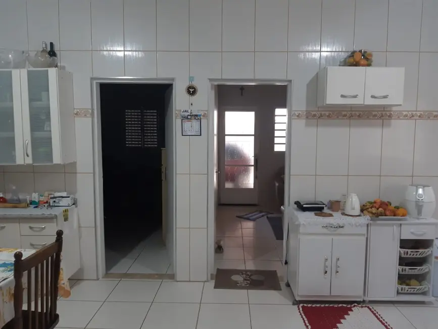 Foto 9 de Casa com 3 quartos à venda, 140m2 em Pindamonhangaba - SP