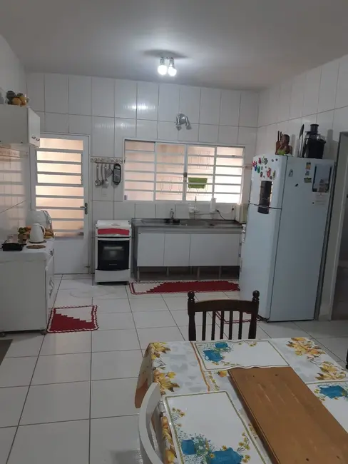 Foto 8 de Casa com 3 quartos à venda, 140m2 em Pindamonhangaba - SP