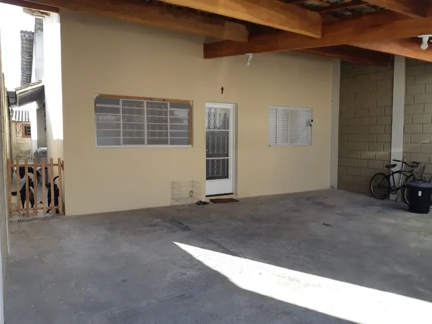 Foto 3 de Casa com 3 quartos à venda, 140m2 em Pindamonhangaba - SP