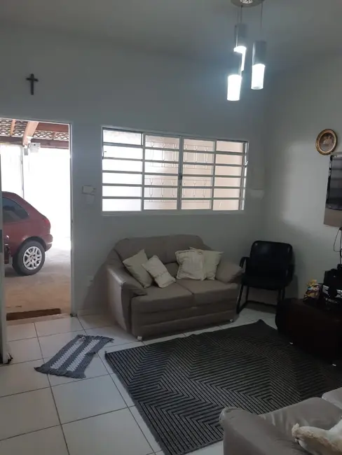 Foto 4 de Casa com 3 quartos à venda, 140m2 em Pindamonhangaba - SP