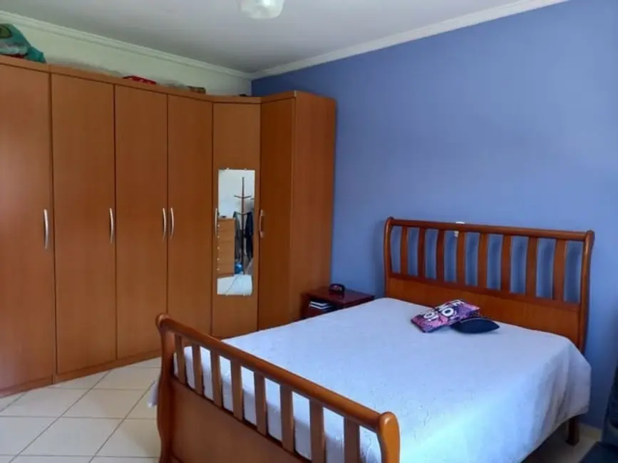 Foto 6 de Casa com 2 quartos à venda, 154m2 em Tremembe - SP