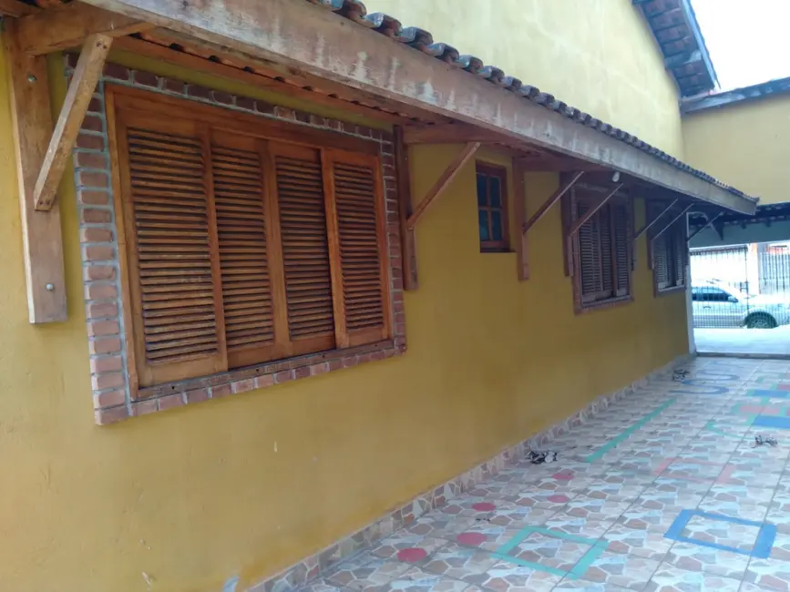 Foto 6 de Casa com 4 quartos à venda, 166m2 em Jardim Carlota, Pindamonhangaba - SP