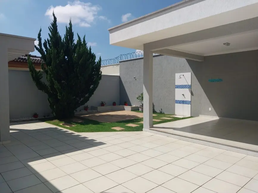 Foto 6 de Casa de Condomínio com 4 quartos à venda, 244m2 em Jardim dos Estados, Taubate - SP