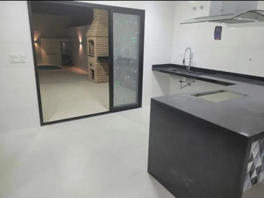 Foto 6 de Casa com 3 quartos à venda em Parque São Cristóvão, Taubate - SP