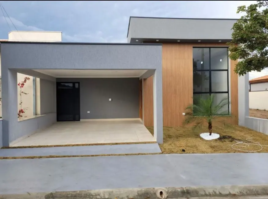 Foto 1 de Casa com 3 quartos à venda em Parque São Cristóvão, Taubate - SP