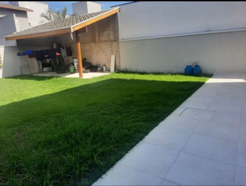 Foto 2 de Casa com 3 quartos à venda, 194m2 em Taubate - SP