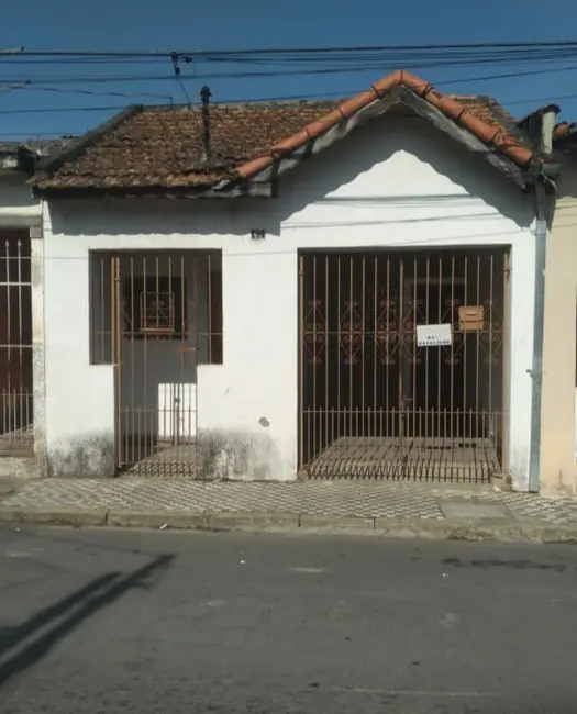 Foto 1 de Casa com 2 quartos à venda em Aparecida - SP