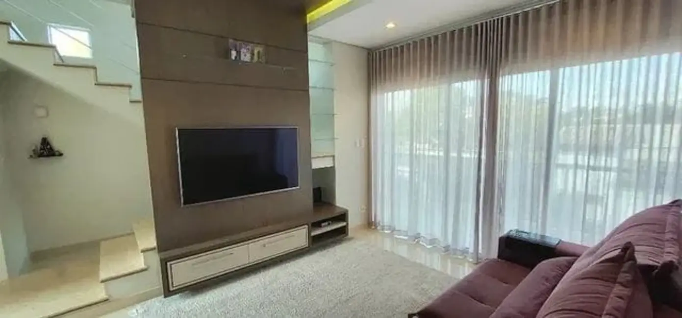 Foto 7 de Casa de Condomínio com 3 quartos à venda, 295m2 em Centro, Tremembe - SP