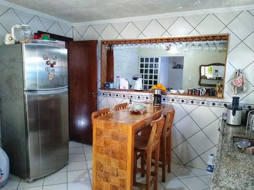 Foto 1 de Casa com 5 quartos à venda, 212m2 em Crispim, Pindamonhangaba - SP