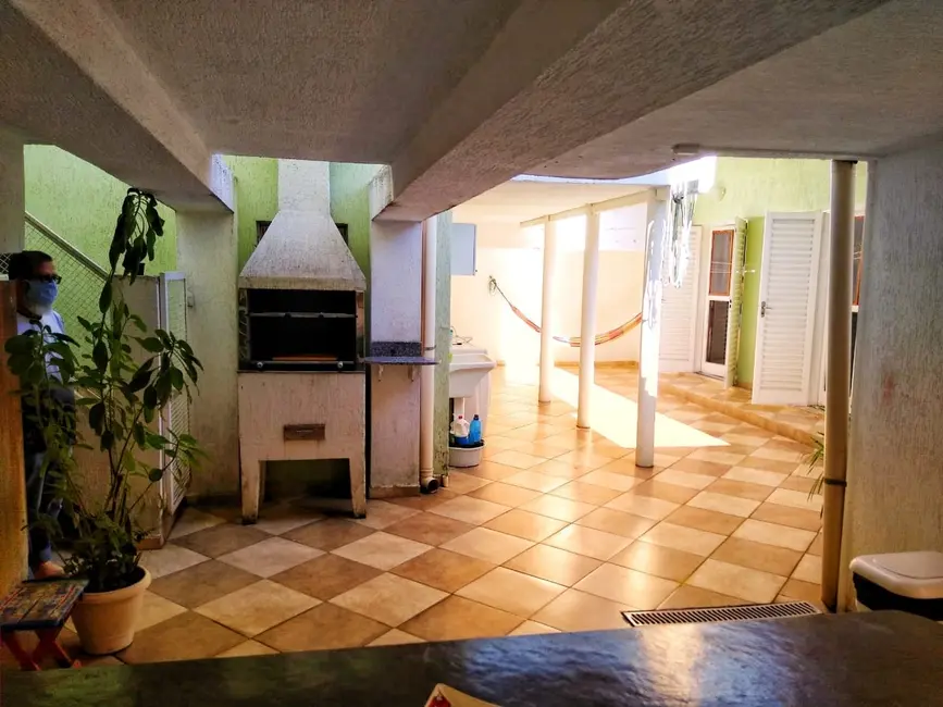 Foto 9 de Casa com 5 quartos à venda, 212m2 em Crispim, Pindamonhangaba - SP