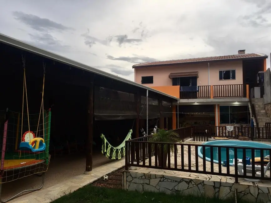 Foto 1 de Casa com 2 quartos à venda, 147m2 em Potim - SP