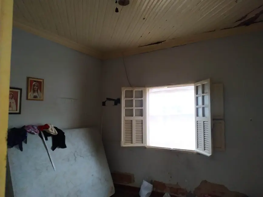 Foto 9 de Casa com 4 quartos à venda, 150m2 em Centro, Pindamonhangaba - SP