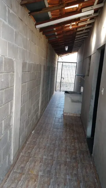Foto 2 de Casa com 2 quartos à venda, 158m2 em Parque São Luís, Taubate - SP