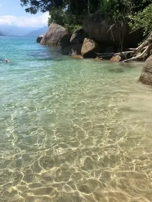 Foto 2 de Sobrado com 4 quartos à venda, 180m2 em Ubatuba - SP