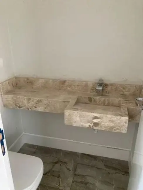 Foto 7 de Sobrado com 4 quartos à venda, 237m2 em Bairro do Grama, Cacapava - SP