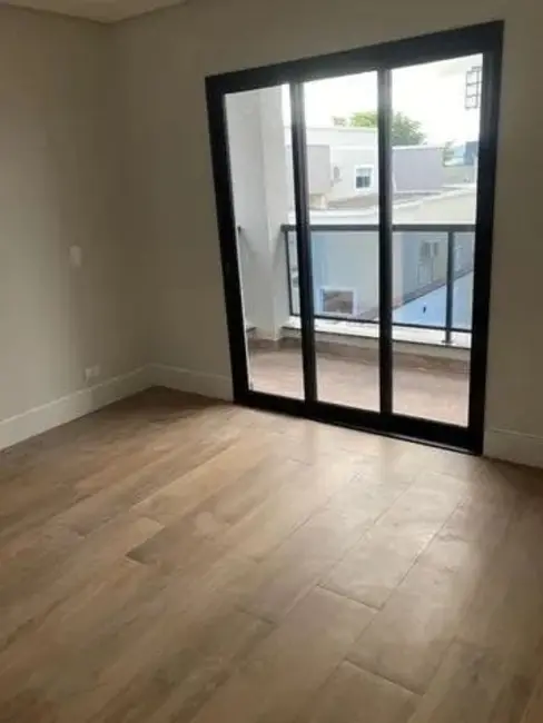 Foto 3 de Sobrado com 4 quartos à venda, 237m2 em Bairro do Grama, Cacapava - SP