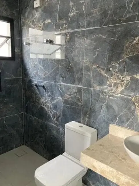 Foto 4 de Sobrado com 4 quartos à venda, 237m2 em Bairro do Grama, Cacapava - SP