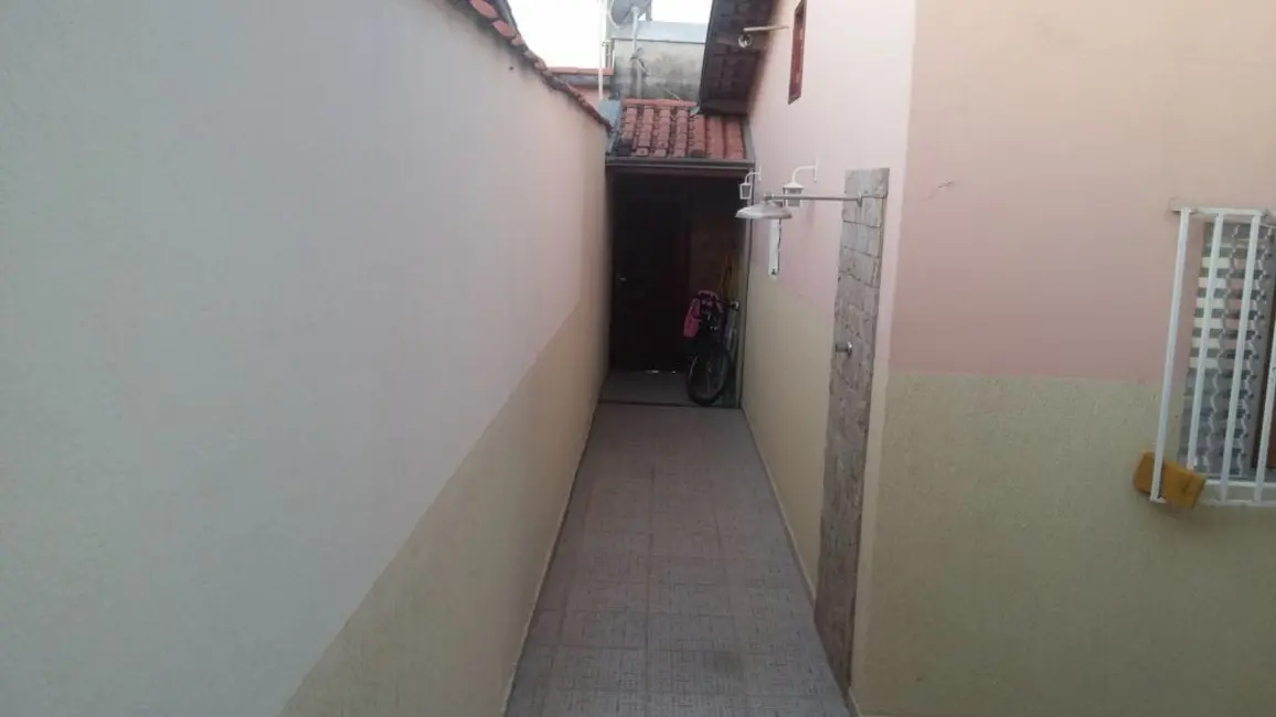 Foto 8 de Casa com 3 quartos à venda, 200m2 em Residencial Pasin, Pindamonhangaba - SP