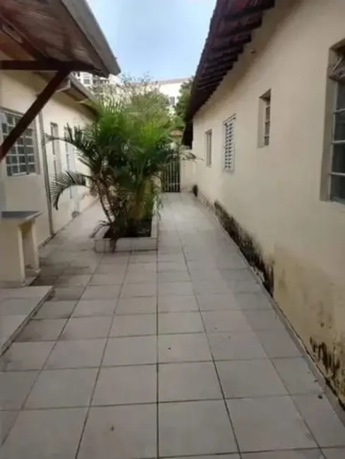 Foto 3 de Casa com 5 quartos à venda, 418m2 em Vila São José, Taubate - SP