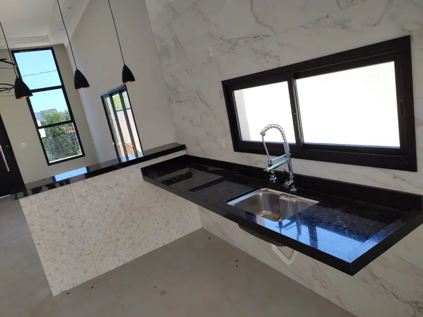 Foto 4 de Casa de Condomínio com 3 quartos à venda, 133m2 em Caçapava Velha, Cacapava - SP