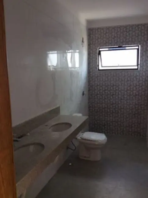 Foto 1 de Casa com 3 quartos à venda, 246m2 em Pindamonhangaba - SP