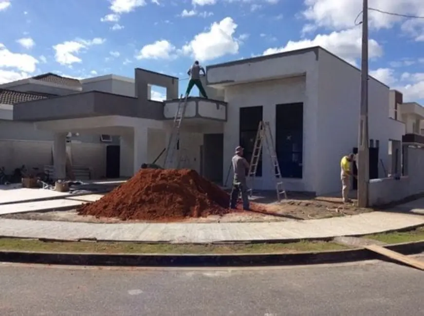 Foto 9 de Casa com 3 quartos à venda, 246m2 em Pindamonhangaba - SP
