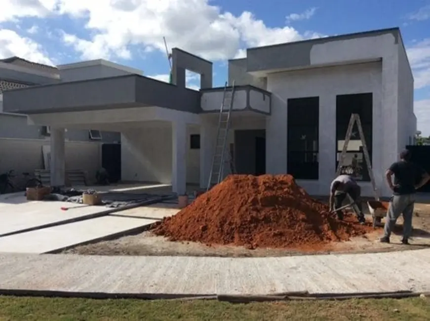 Foto 2 de Casa com 3 quartos à venda, 246m2 em Pindamonhangaba - SP