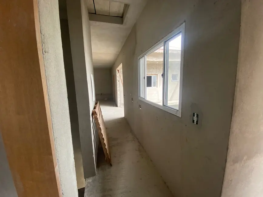 Foto 8 de Sobrado com 3 quartos à venda, 237m2 em Pindamonhangaba - SP